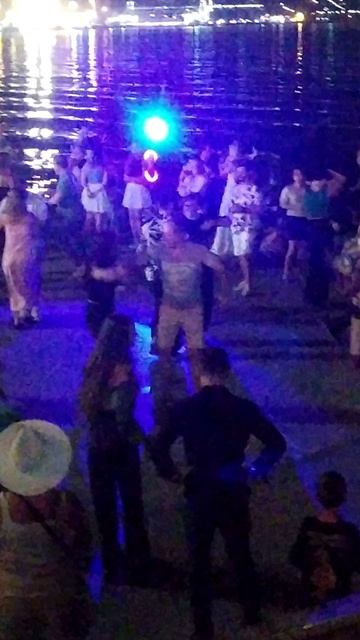 Снял в 23 30 во время пробежки