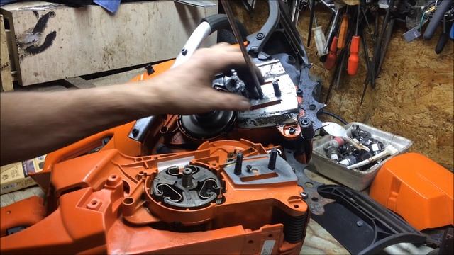 "Хускварна 372".Очень дорогой клон бензопилы.