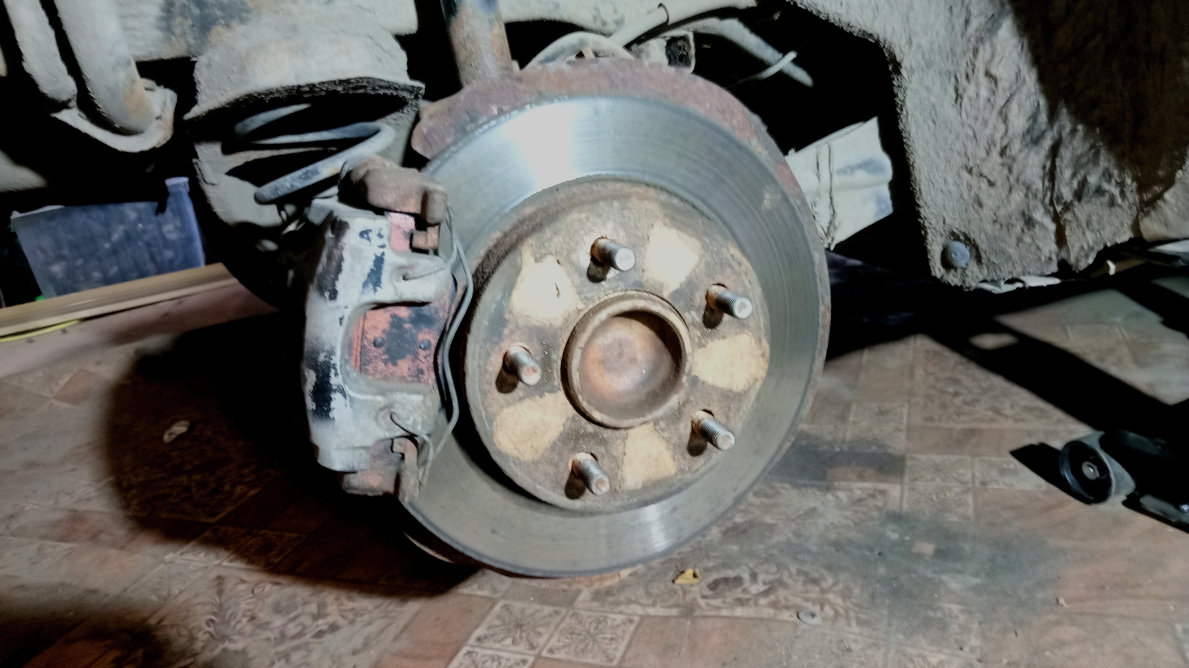 Тормозные колодки (устраняем звон, дребезжание, стуки)