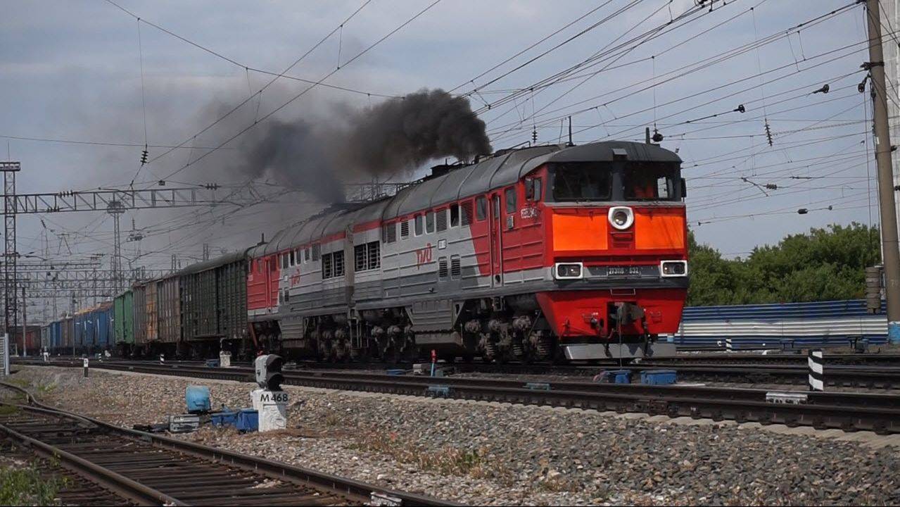 Тепловоз 2ТЭ116-0632. Отправление.