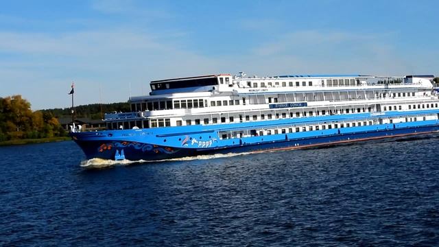 теплоход «Лунная соната»