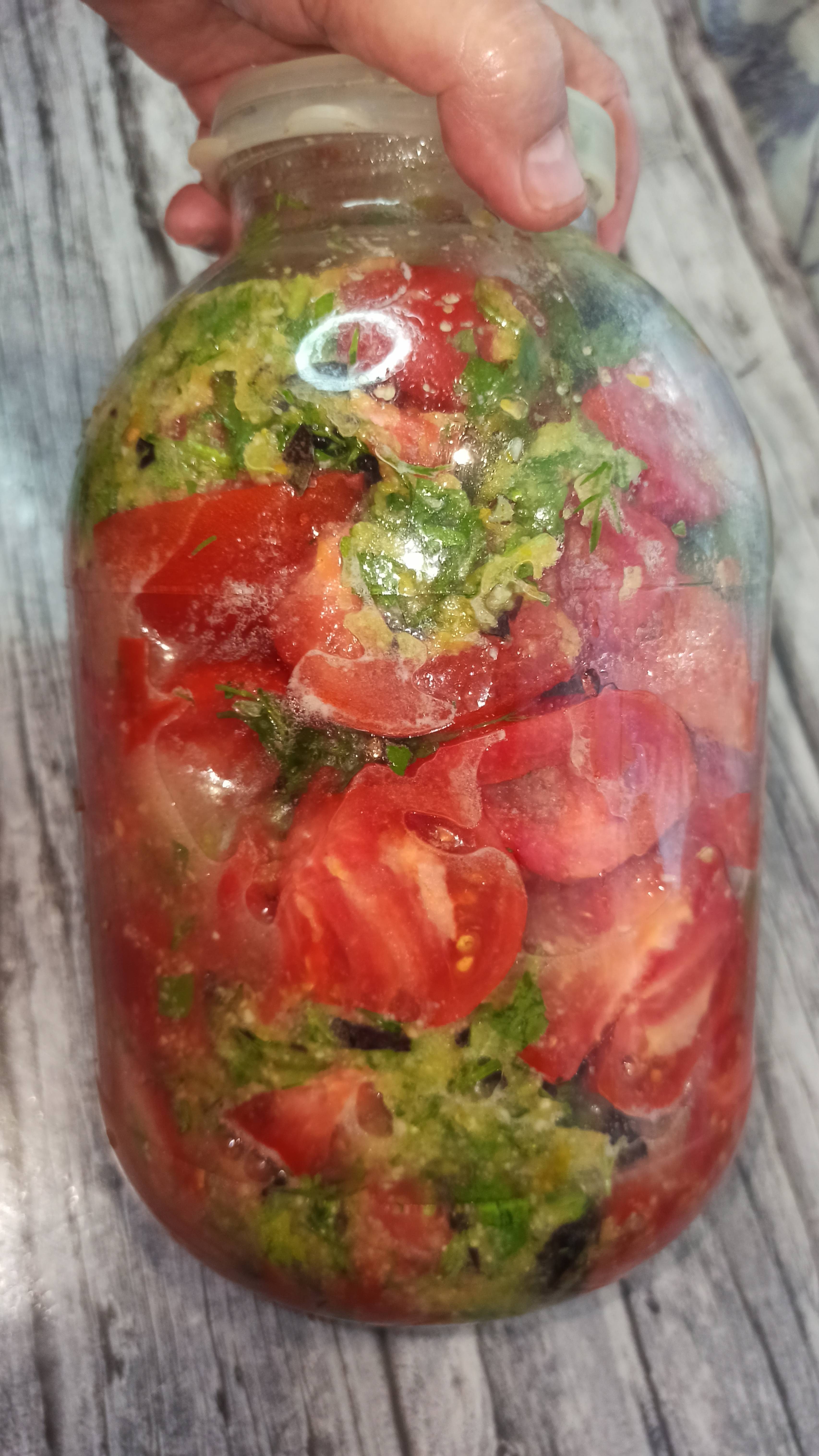 Закуска из помидор #закуска #закускаизпомидор #рецептыизпомидор #салат #нинакдачаогород #клип#shorts