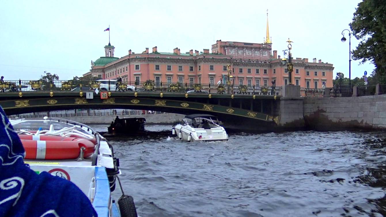 Санкт-Петербург. Плывём по рекам и каналам.
