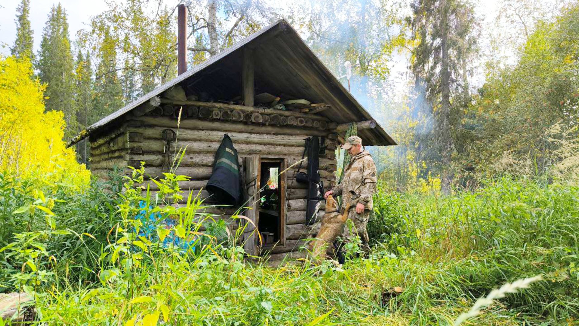ЕДУ В ТАЙГУ ЗА ДЯДЕЙ / ОН ТАМ ОДИН ЖИВЁТ НЕСКОЛЬКО ДНЕЙ / ПРОБУЕМ ПОЙМАТЬ РЫБУ НА СКОРОСОЛКУ.
