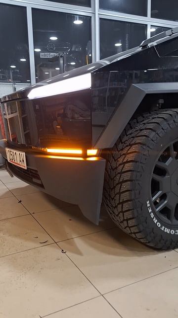 Tesla Cybertruck делаем мигающие габариты через LIN шину
