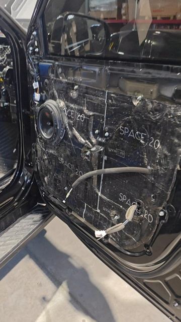 Шумка пикапа