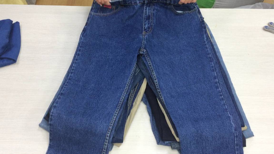 м222.1. Джинсы мужские
