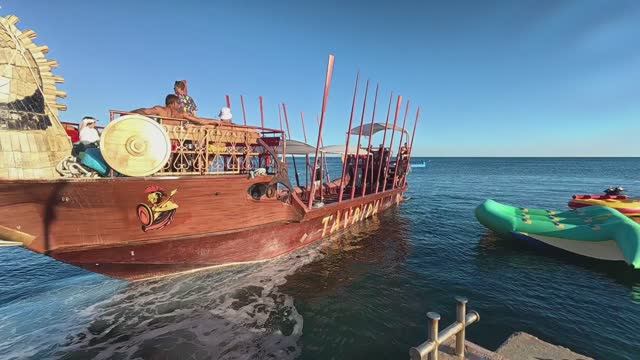 СУДАК 23 сентября. Во что превратился лавный курорт Крыма Сегодня. Показываю ВСЮ ПРАВДУ!