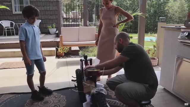 Что растёт в моём саду ПЕРЕВОД   урожай  электровелосипед  Эгине