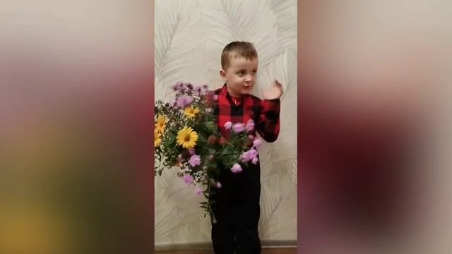 Видео-акция «Мой любимый воспитатель»
Агафонов Кирилл, группа 6 «Сказка»