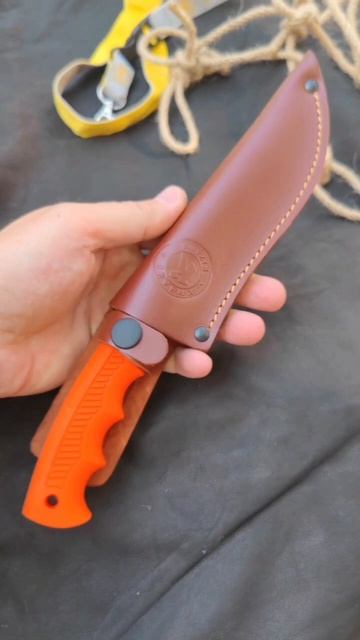 Нож Ачиколь. рукоять оранжевый эластрон