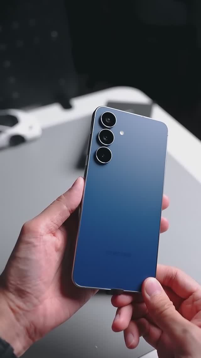 Samsung Galaxy S25 FE. Один из лучших смартфонов