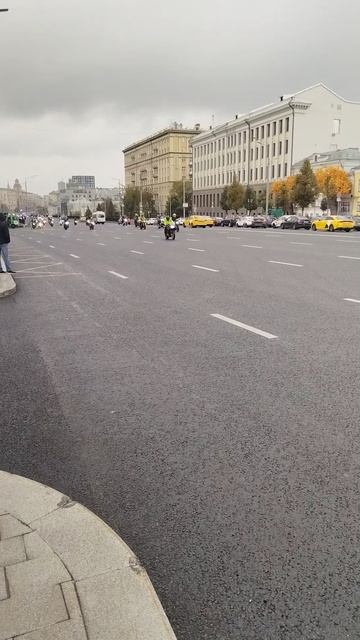 Финальный рывок мотосезона — как в Москве закрывали сезон-2025 (18)