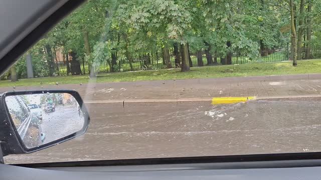 После сильного дождя лето 2025г