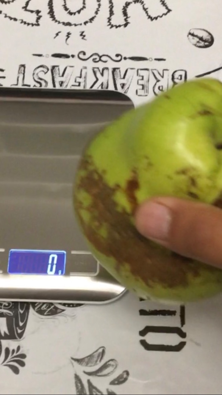 Айва гигант. Достойный вес ложного яблока! Ейск