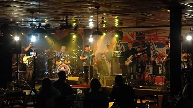 2023-10-08 - Группа «СЕЗОН» - Rock-Oktobeer-Fest в клубе «Big Ben»