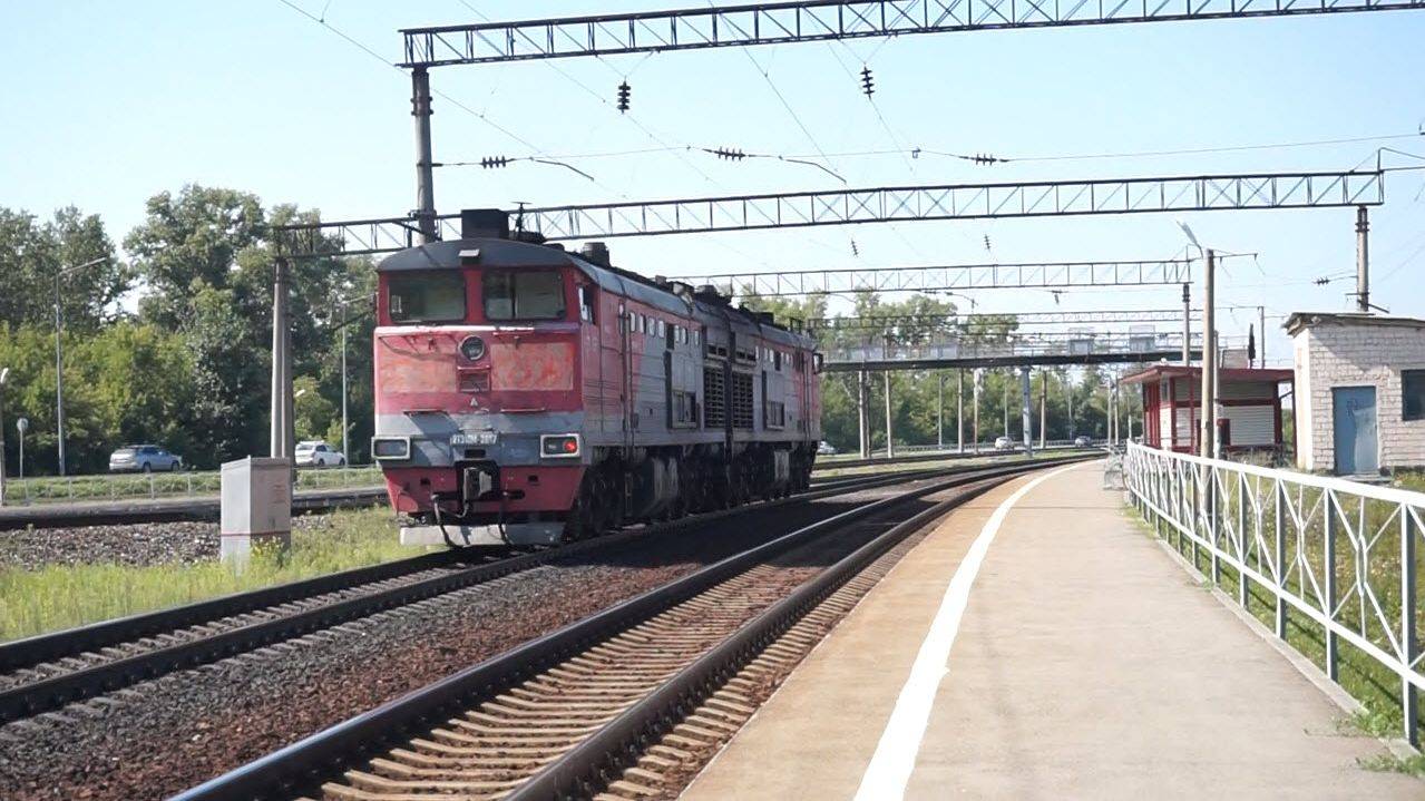 Тепловоз 2ТЭ10М-3087. Резервом.