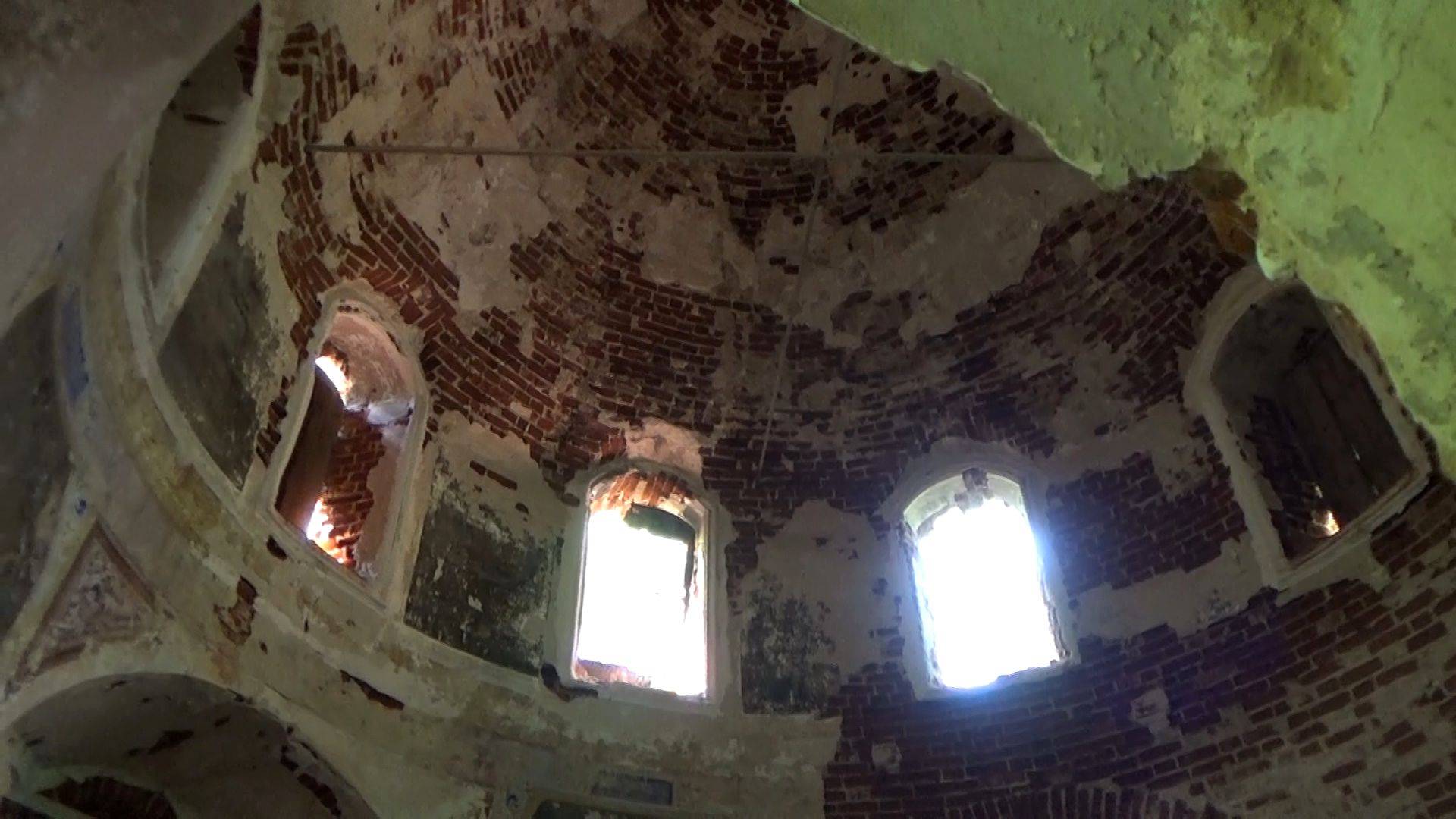 Церковь Рождества Богородицы в селе Барское Татарово около поселка Мстера