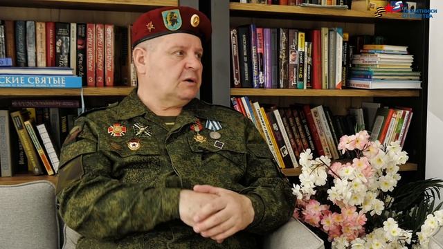 Проект подкастов 🇷🇺 истории «Непридуманные СВОими»: «Саныч», снайпер и потомок военных.