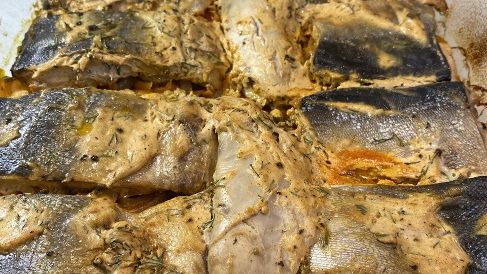 Горбуша с овощами в духовке.