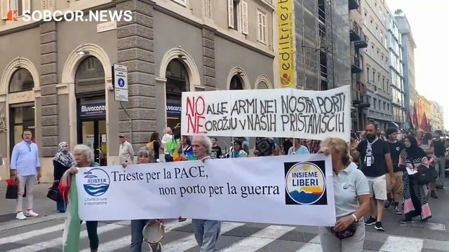 Итальянцы вышли на улицы против базы НАТО в Триесте