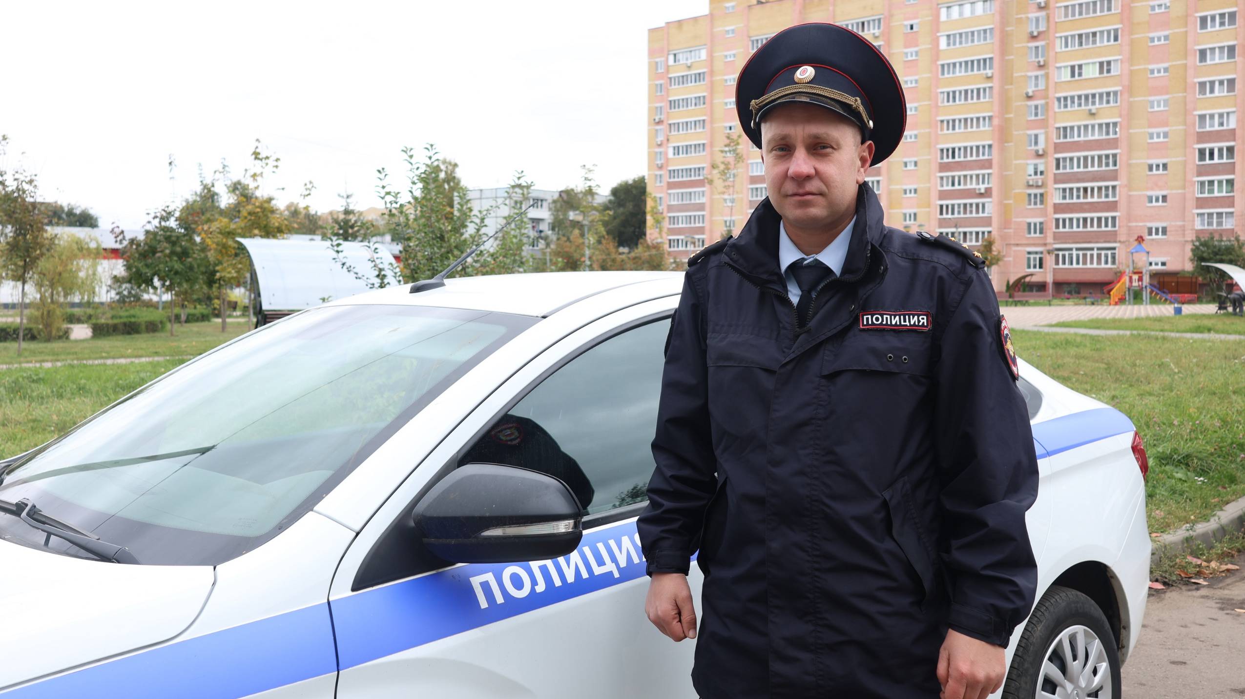 С.Морозов - старший УУП ОП2 УМВД по г. Тамбову вошел в десятку лучших участковых