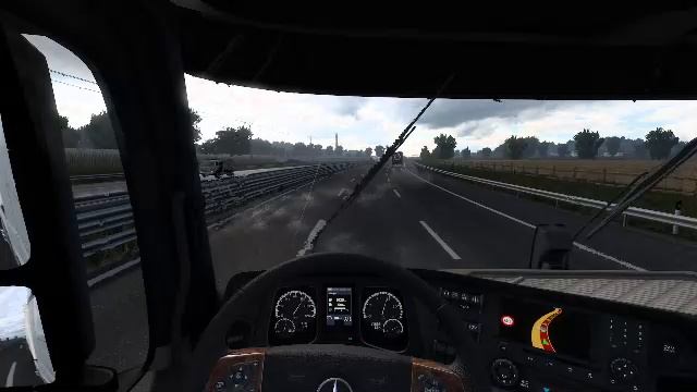 Дальнобой по Европе: В кабине между мирами 🚛🪟🌍