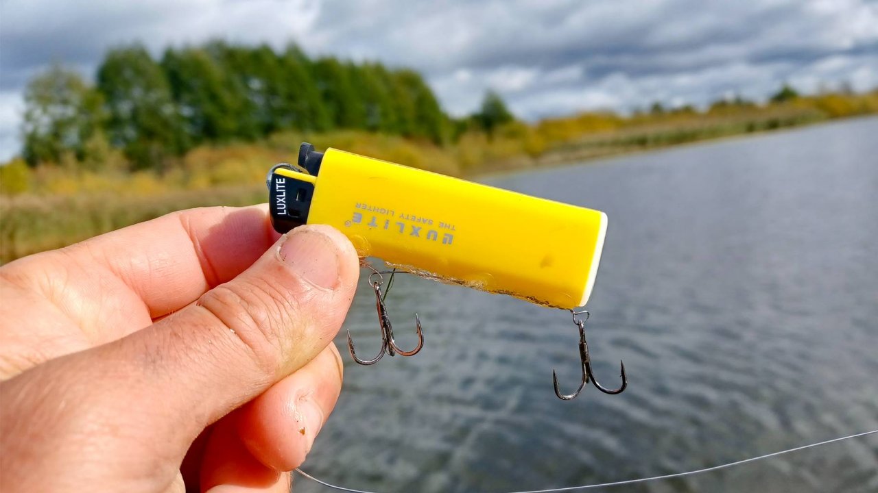 Я НЕ МОГУ ПОВЕРИТЬ, КОГДА на ЗАЖИГАЛКУ, НАЧАЛО КЛЕВАТЬ. Рыбалка на спиннинг в 2025