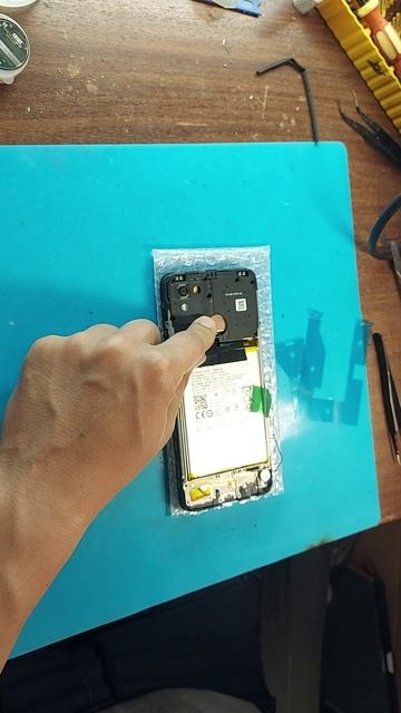 Как заменить дисплейный модуль на телефоне Realme C11 2021