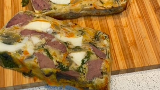 Закуска из куриной печени и сердечек.