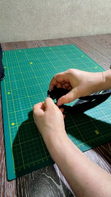 Как собрать регулируемый ремень для сумки (32)