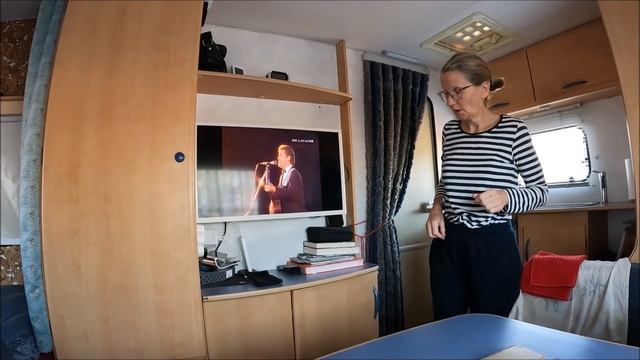 Осень у моря. 7 серия, В Мальборк.