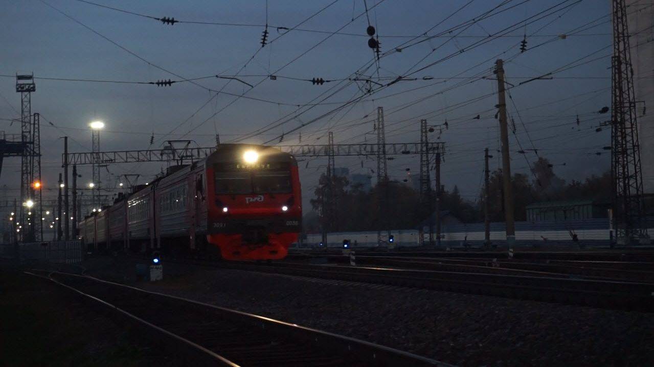 Электропоезд ЭД9Э-0036