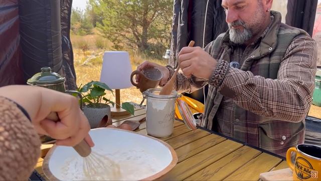 Atik Ailesi КЕМПИНГ В ДВУХЭТАЖНОЙ ПАЛАТКЕ С ГОСТИНОЙ