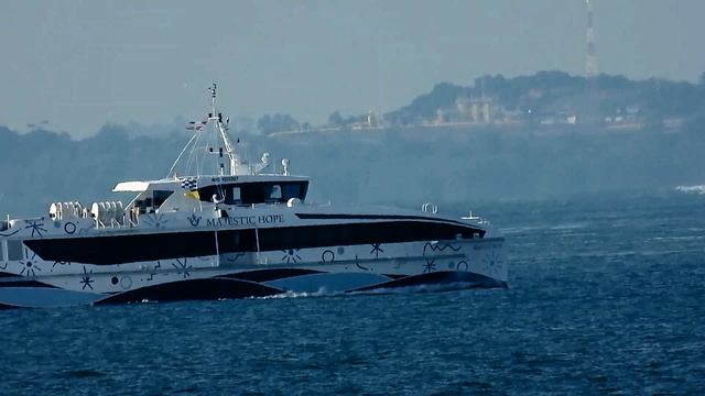 скоростной катамаран