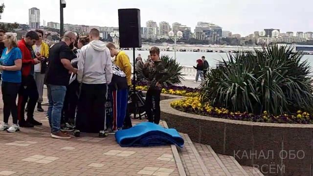 Джампинг у моря в Геленджике.