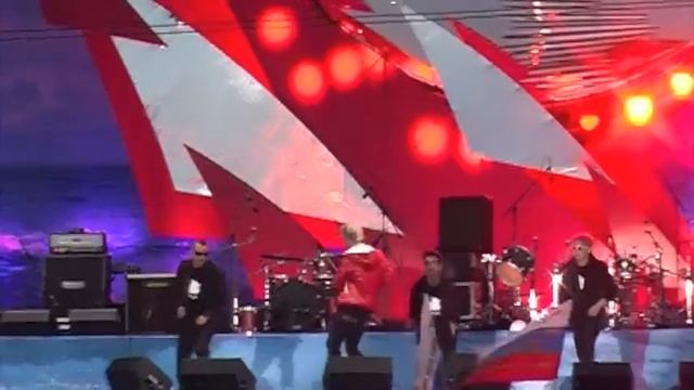 Влад Соколовский  - До небес (Алые паруса - 2011)