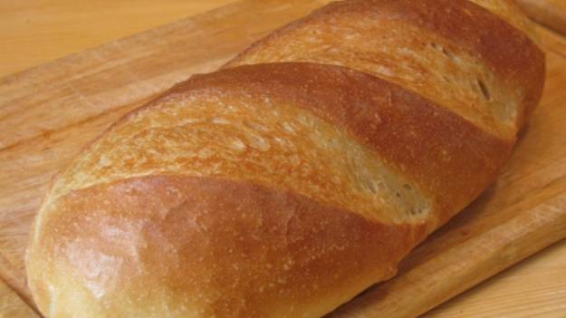 Нарезной батон на закваске