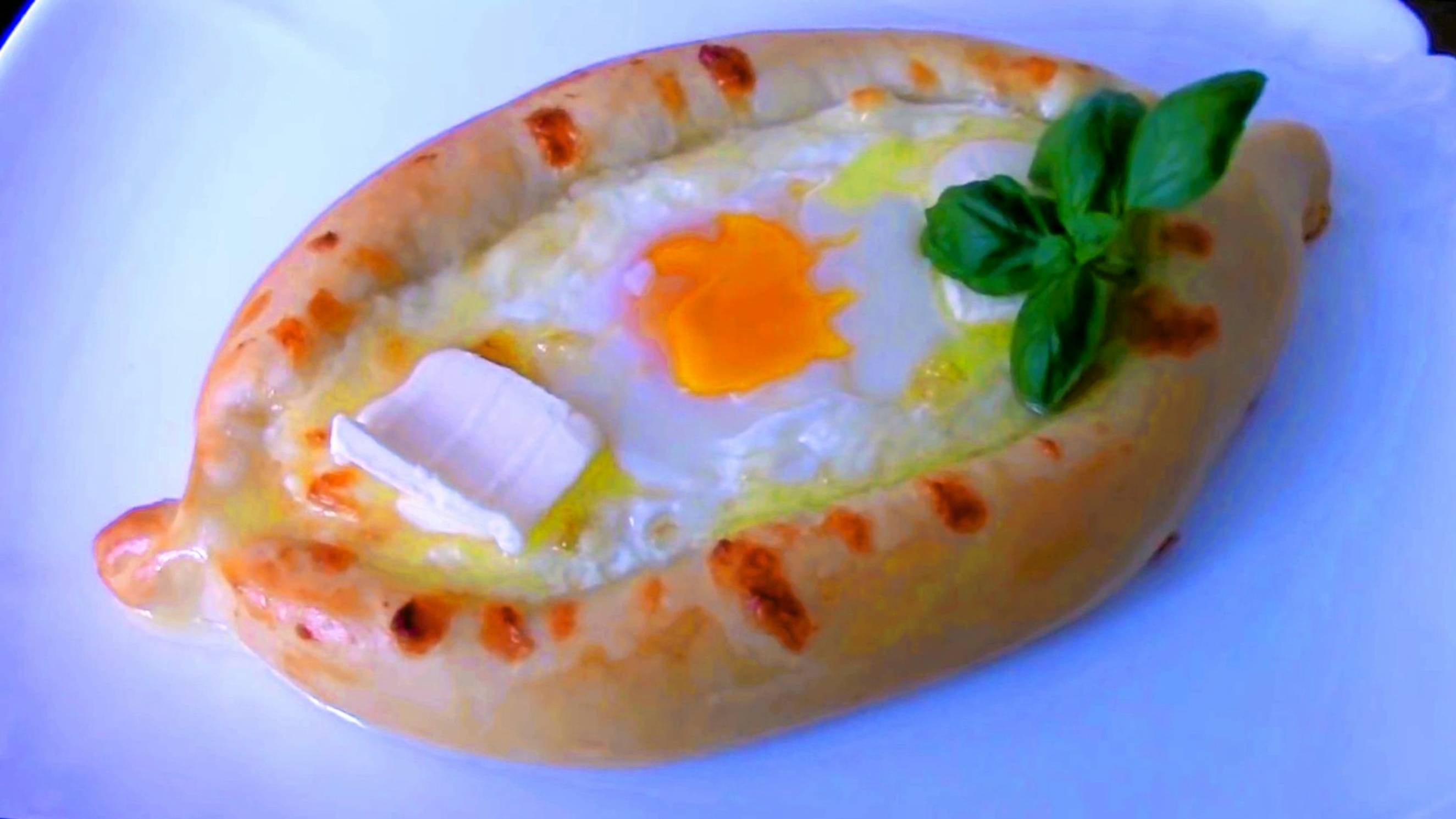 Хачапури по-аджарски