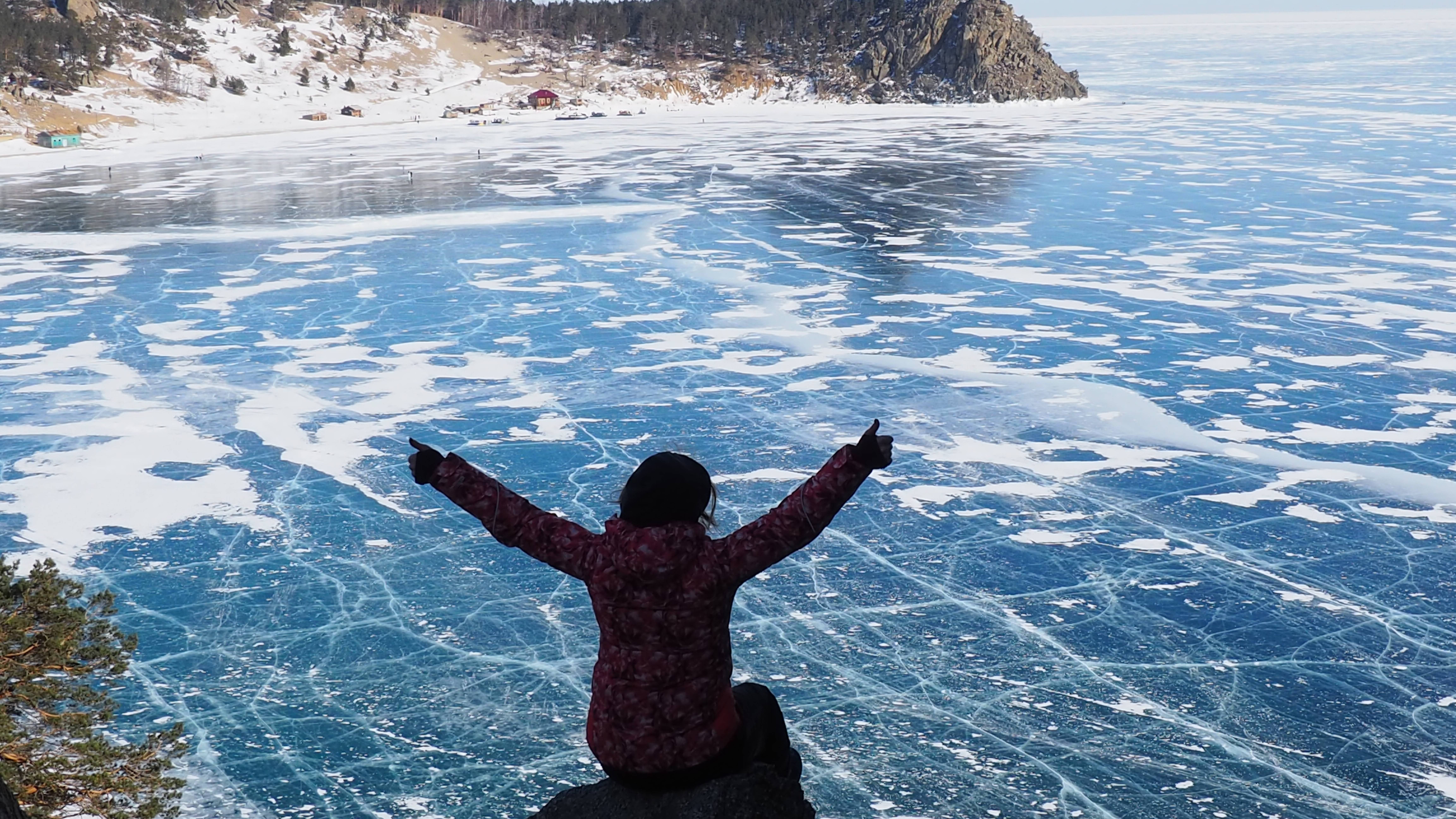 Лед Байкала