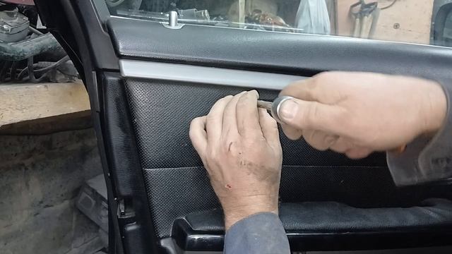 Ремонт BMW 735I Ремонт стеклоподъемника