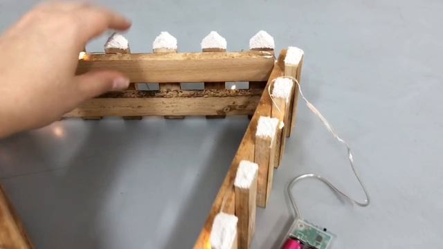 Декоративная ограда ЗАБОРЧИК С ОГОНЬКАМИ, дерево, тёплые белые микро LED-огни, 90х20 см, ACW004110