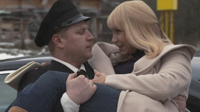 СОСЕДИ - 12 серия