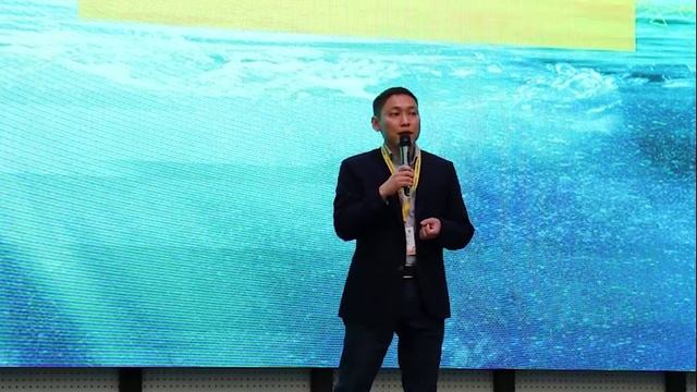 Выступление завкафедрой "Недропользование" СВФУ Кирилла  Томского на открытии Нефтегазового слета