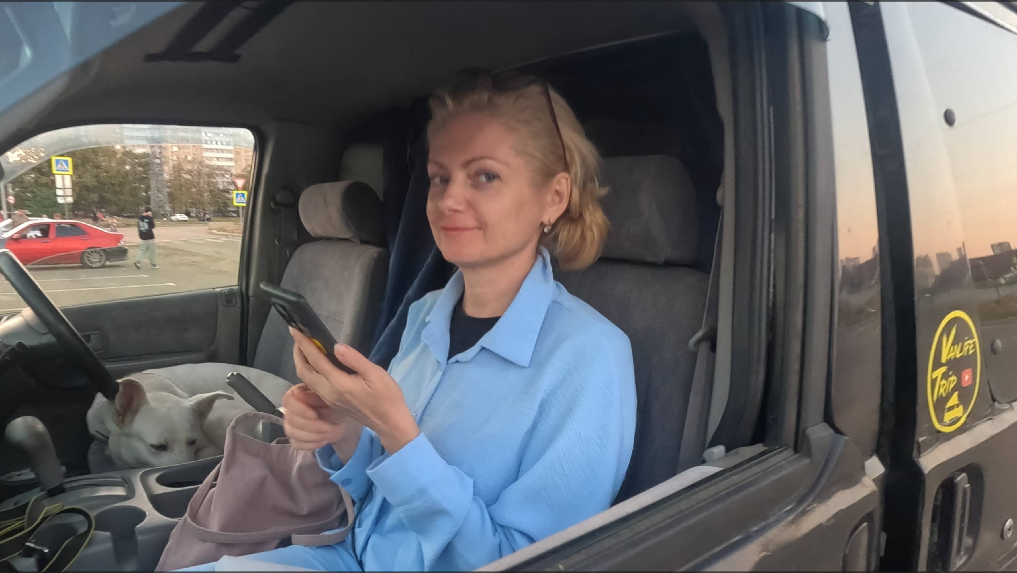 #5 серия. Волшебная коробка. Ремонт в автодоме ретро бусе движется к завершению.