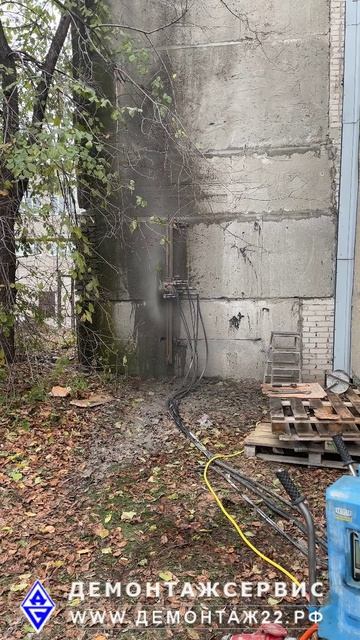 Делаем проемы там где их до этого не было