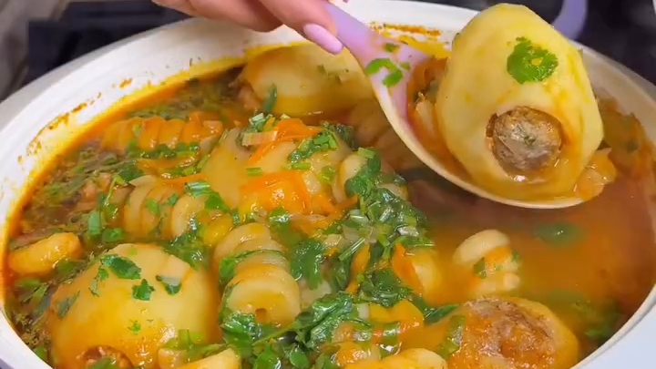 Вкусный и сытный ОБЕД...🥘🥫😋    Рецепт ⤵️