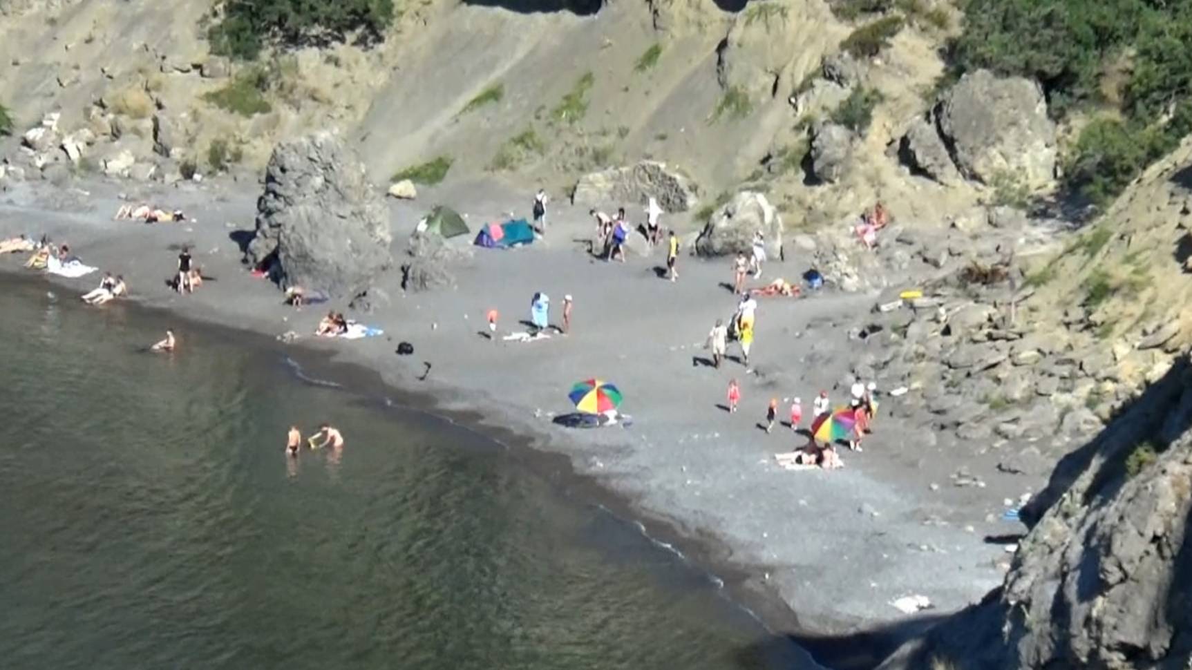 "Царский пляж" около поселка Новый Свет. Крым