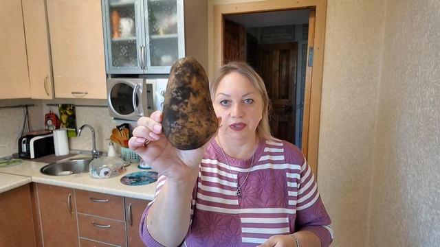 Простой, но вкусный ужин // Рулетики из слоёного теста // С мамой по делам в центр города