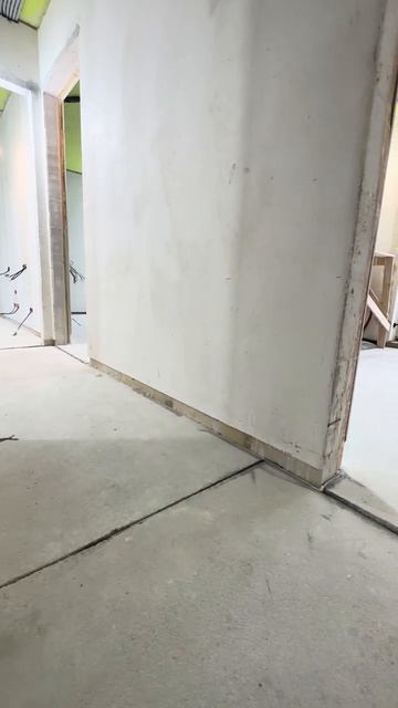 Скрытые плинтуса: лайфхак, который спасет ваш ремонт | ЖК Holland Park